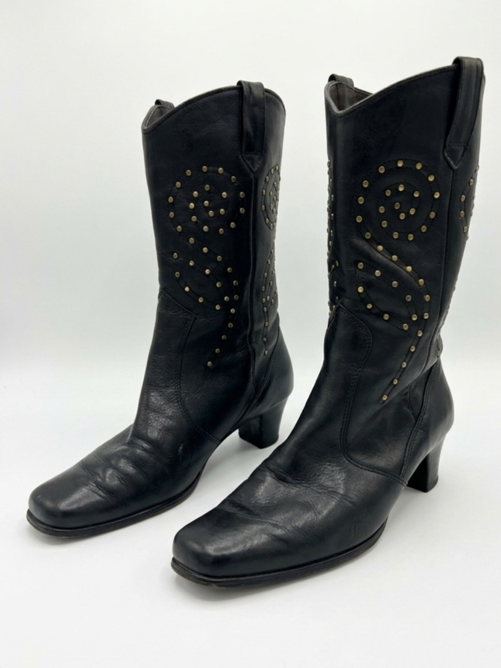 Vintage Studded Black Leather Cowboy woman’s Boots Sz 8.5M